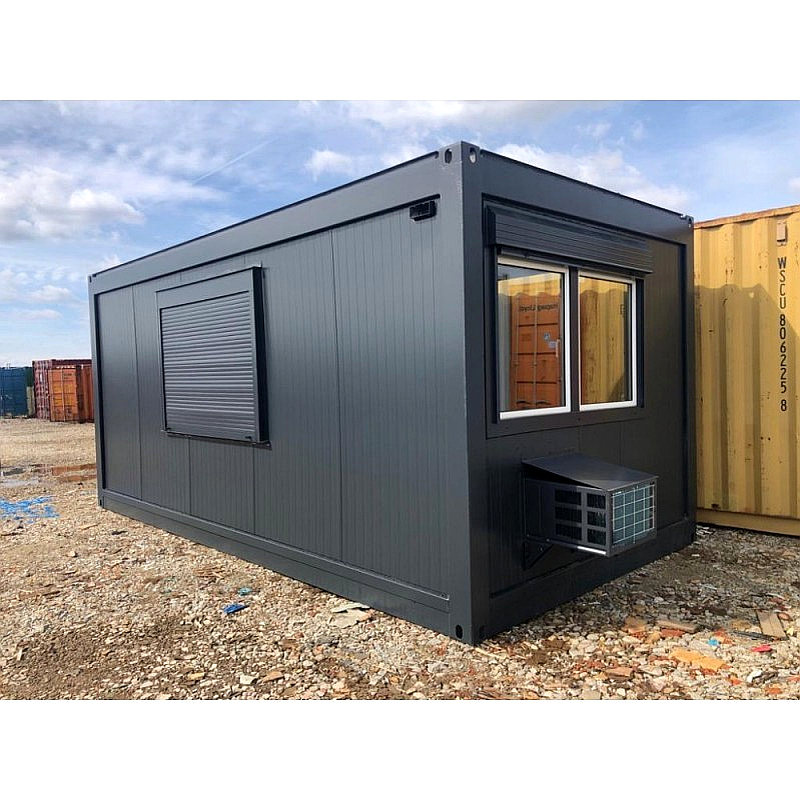 Contenedor de oficina 3x6 m con aire acondicionado y personalización